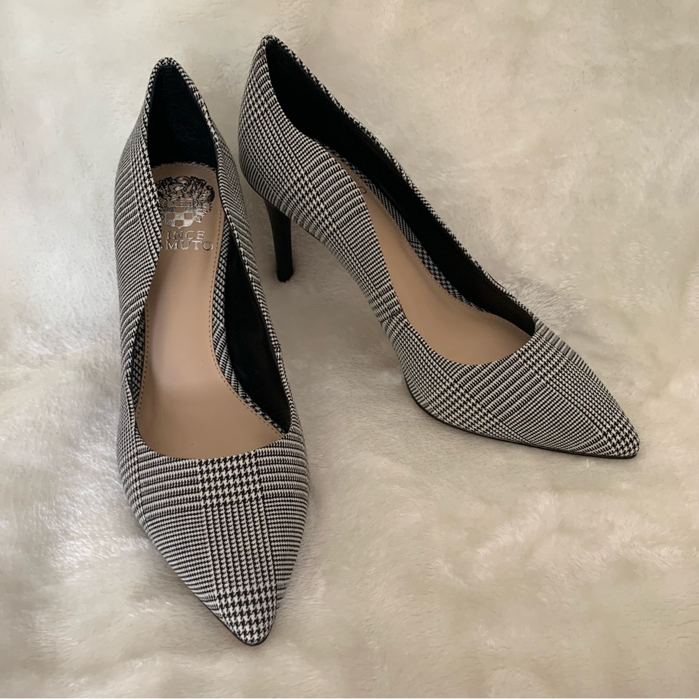 NwoT! Vince Camuto Heels in Black/White Plaid w unique style, Size 8, Never Worn
